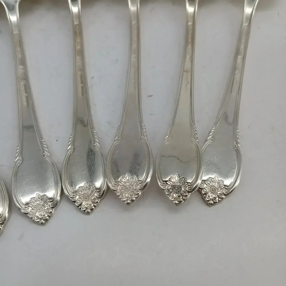 8X Tbsp 1847 Rogers Bros IS Remembrance Silverplate Silverware Table Spoons